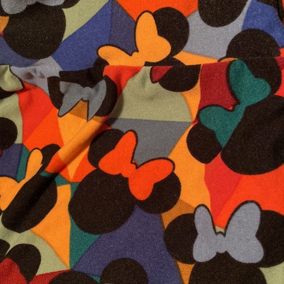 5 PAIRS LuLaRoe Official and unofficial Disney Leggings BUNDLE - ONE SIZE - Picture 2 of 6